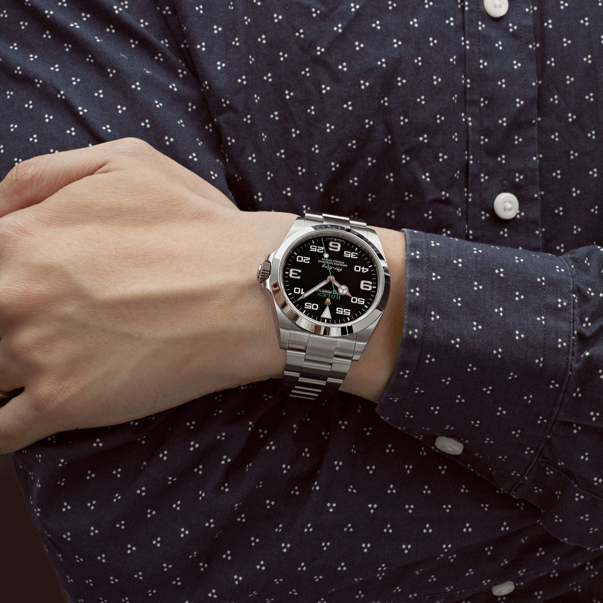 Rolex Air-King 40mm Oystersteel 126900 detail view