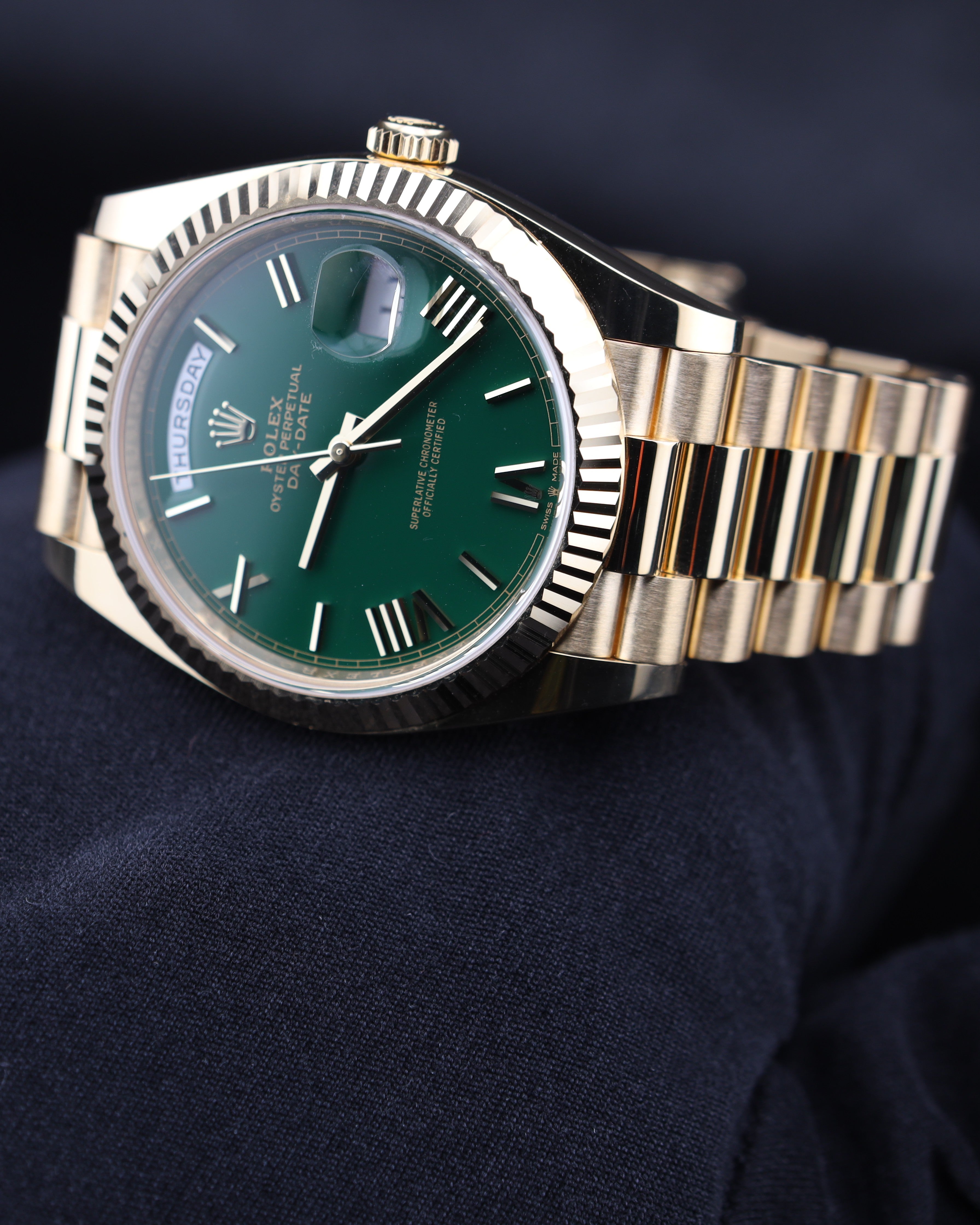 Rolex Day-Date 40 Money Green 228238 detail view