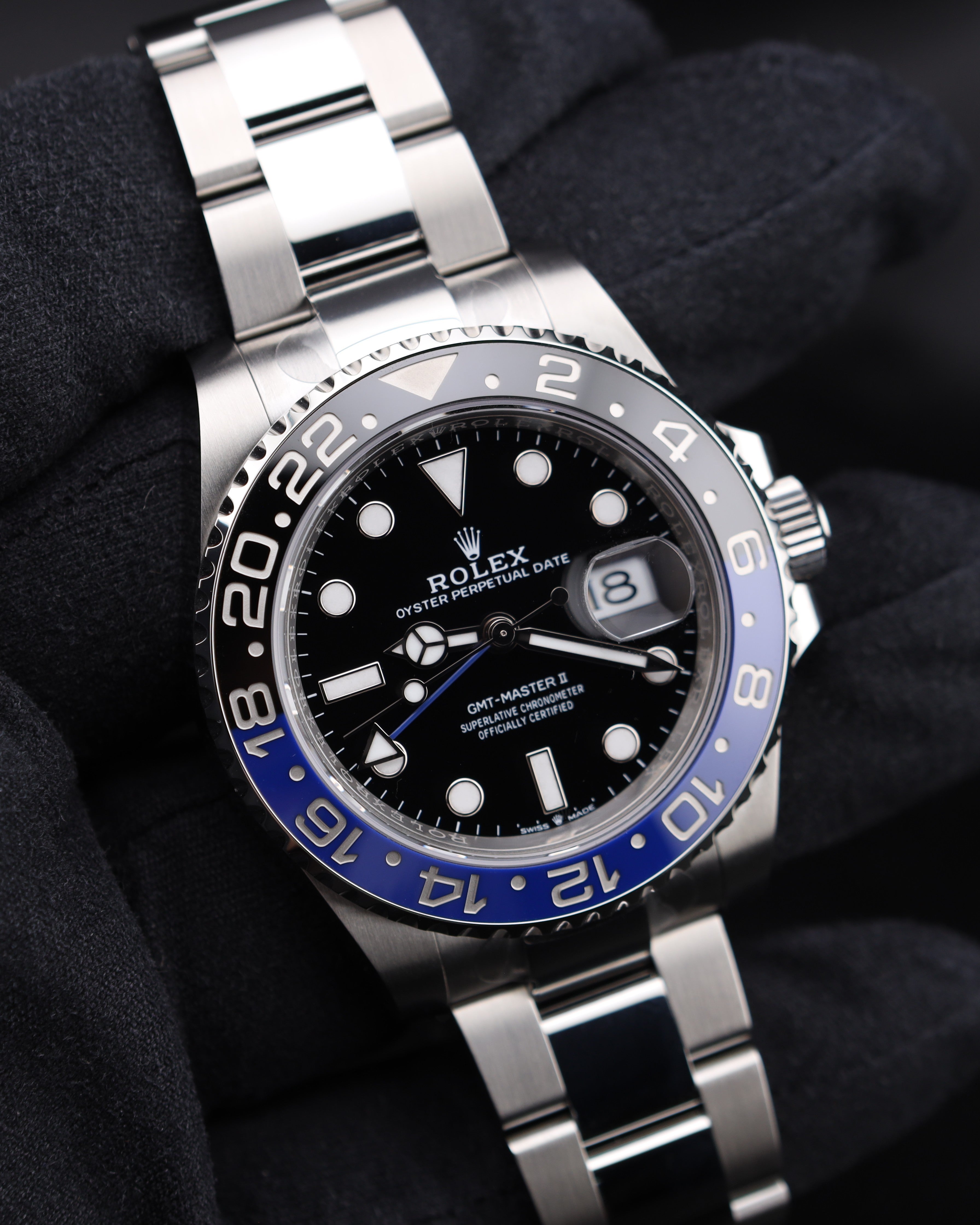 Rolex GMT-Master II Batman 126710BLNR detail view
