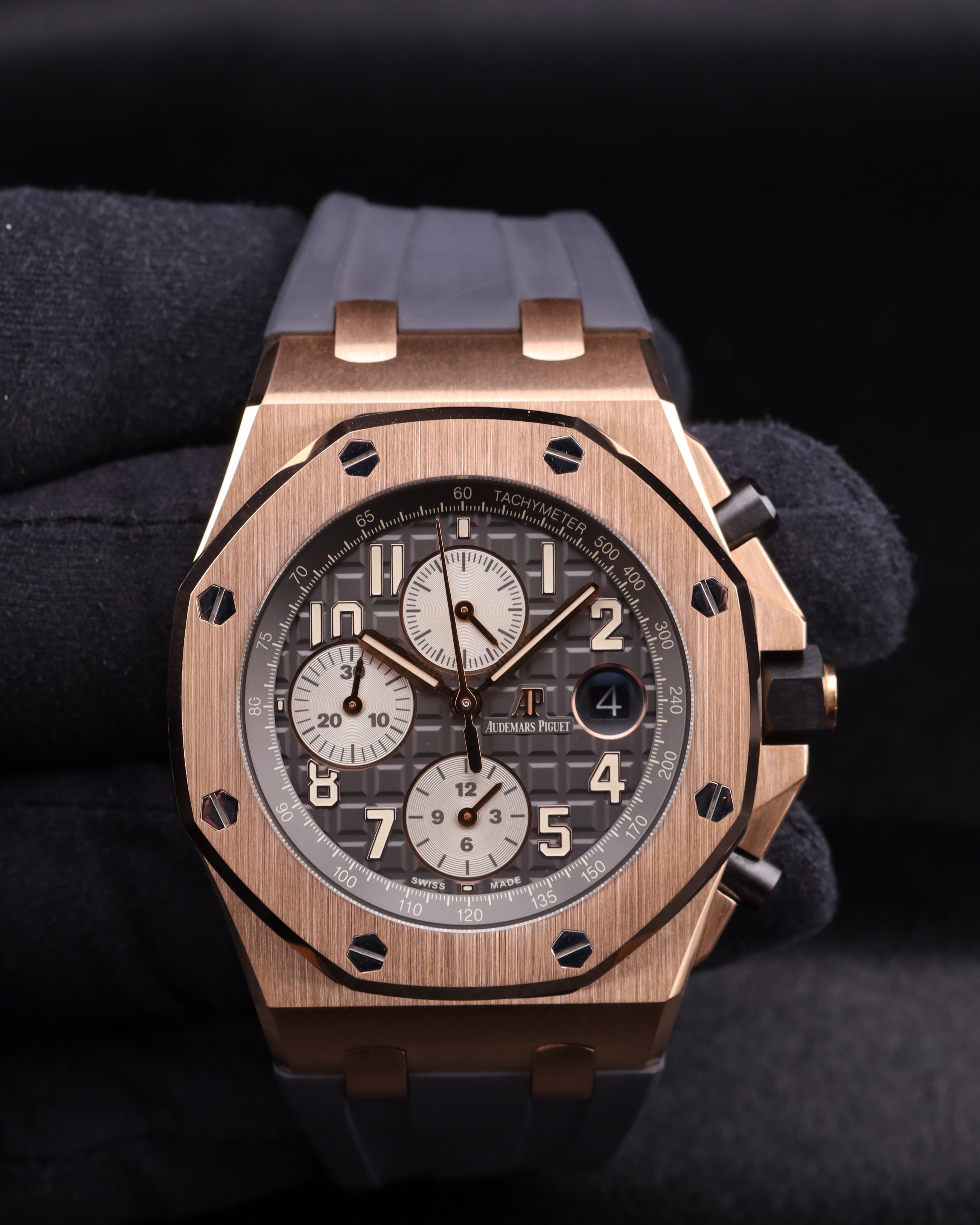 Audemars Piguet Royal Oak Offshore Chronograph Half Brick Rose Gold 26470OR.OO.A002CR.01 detail view
