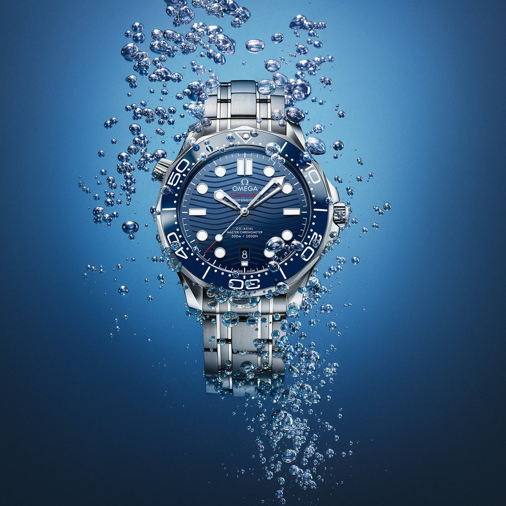 Omega Seamaster Diver 300M 42mm Blue 210.30.42.20.01.001 detail view