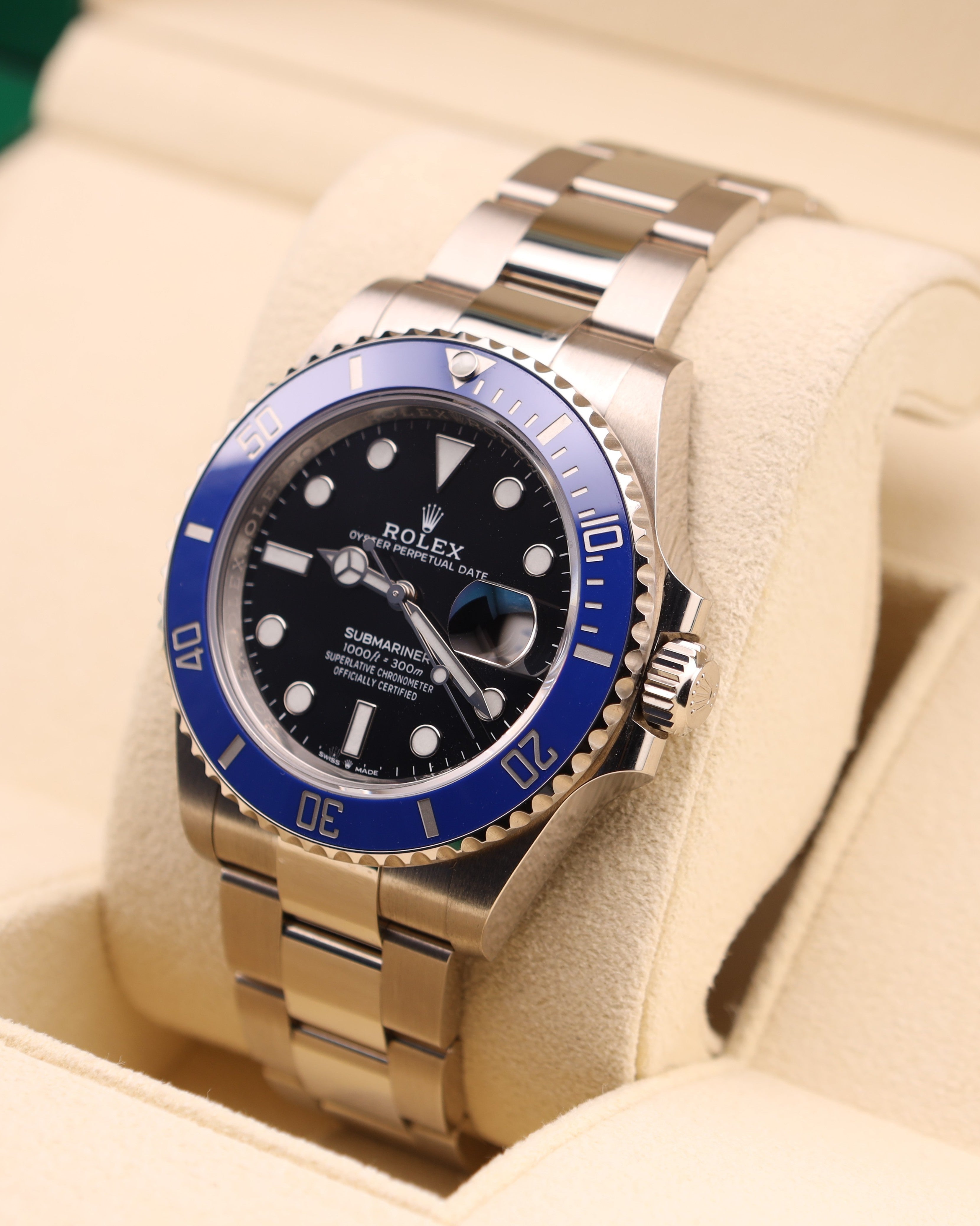 Rolex Submariner Date Cookie Monster White Gold 126619LB detail view